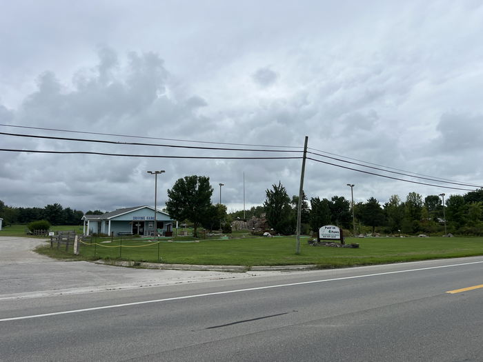 Puttin 4 Paws - Sept 10Th 2023 (newer photo)